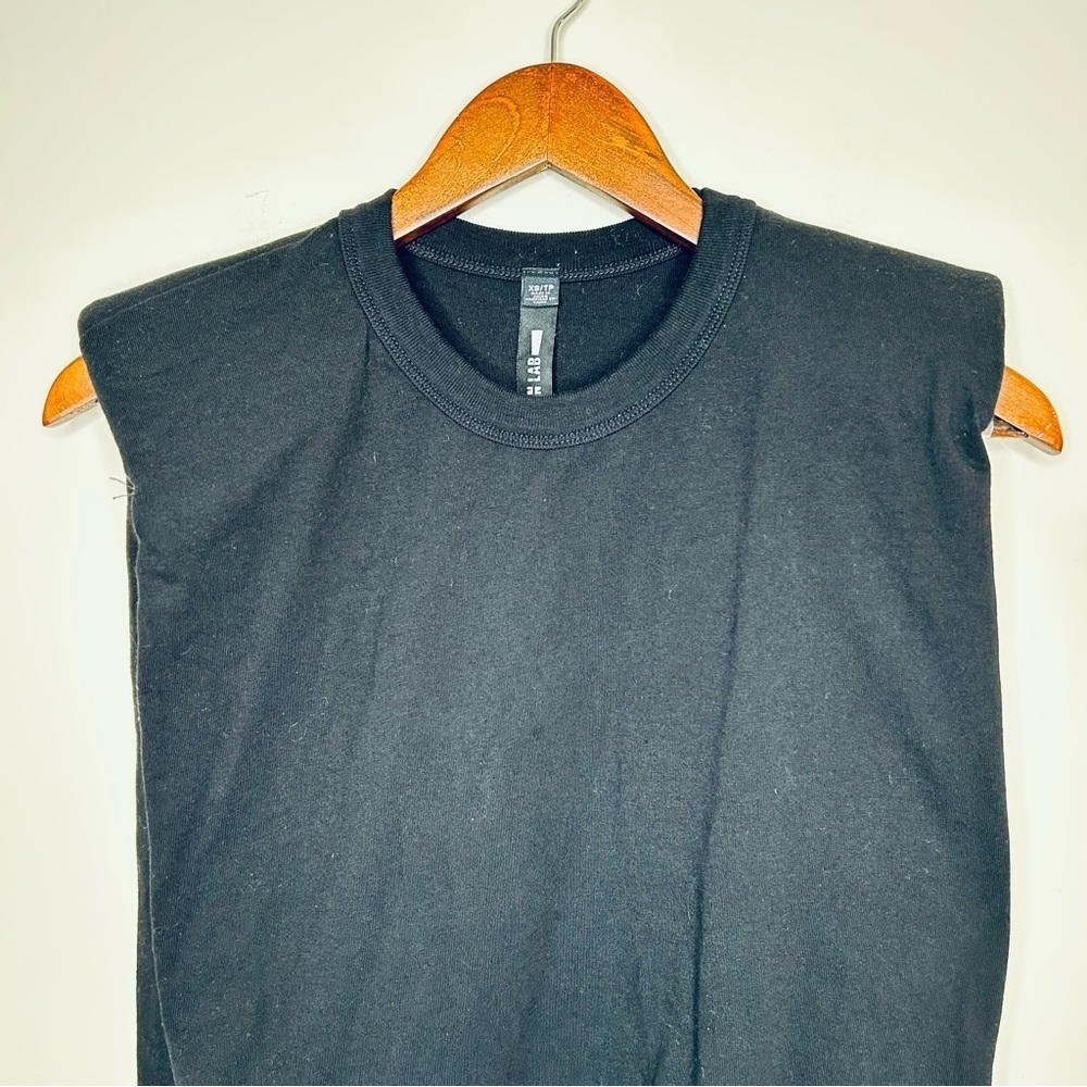 Design Lab Black Knit Sleeveless Aline Padded Shoulder Top XS - Picture 3 of 9